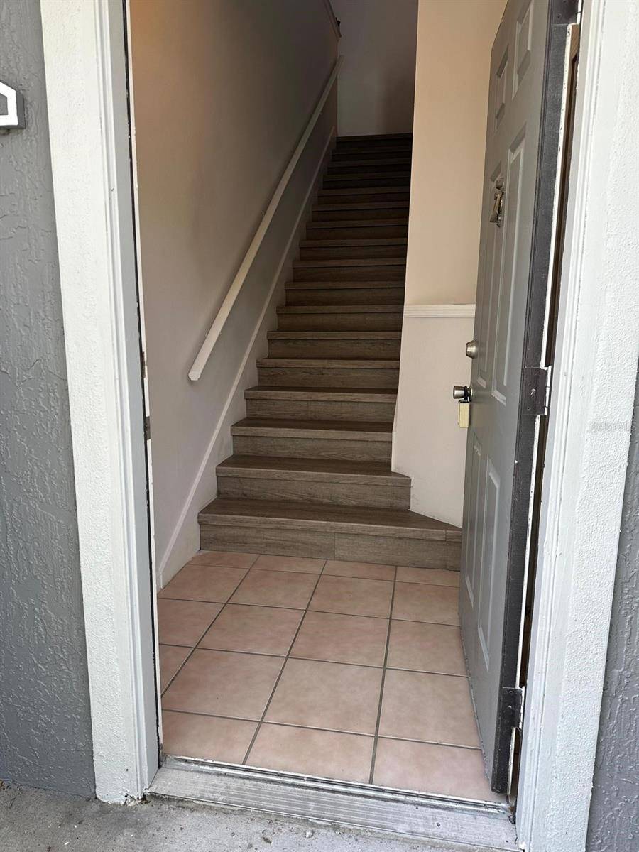 4352 S KIRKMAN RD #1204, Orlando, FL 32811