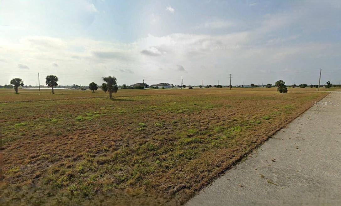 8 SPRUCE LN, Placida, FL 33946