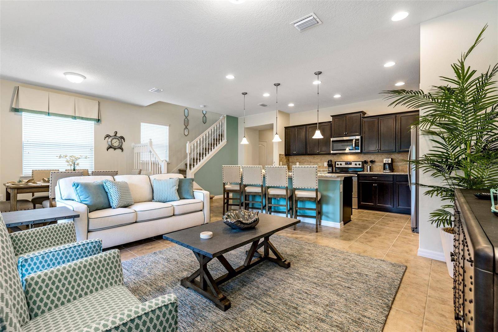 8887 GENEVE CT, Kissimmee, FL 34747