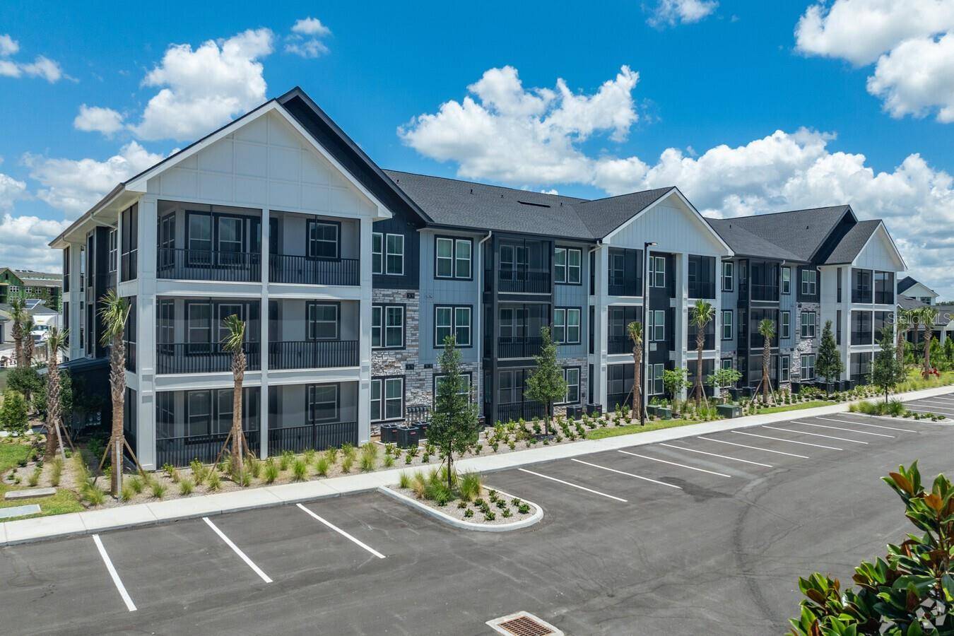 3020 BASE BLVD #B2, Davenport, FL 33837