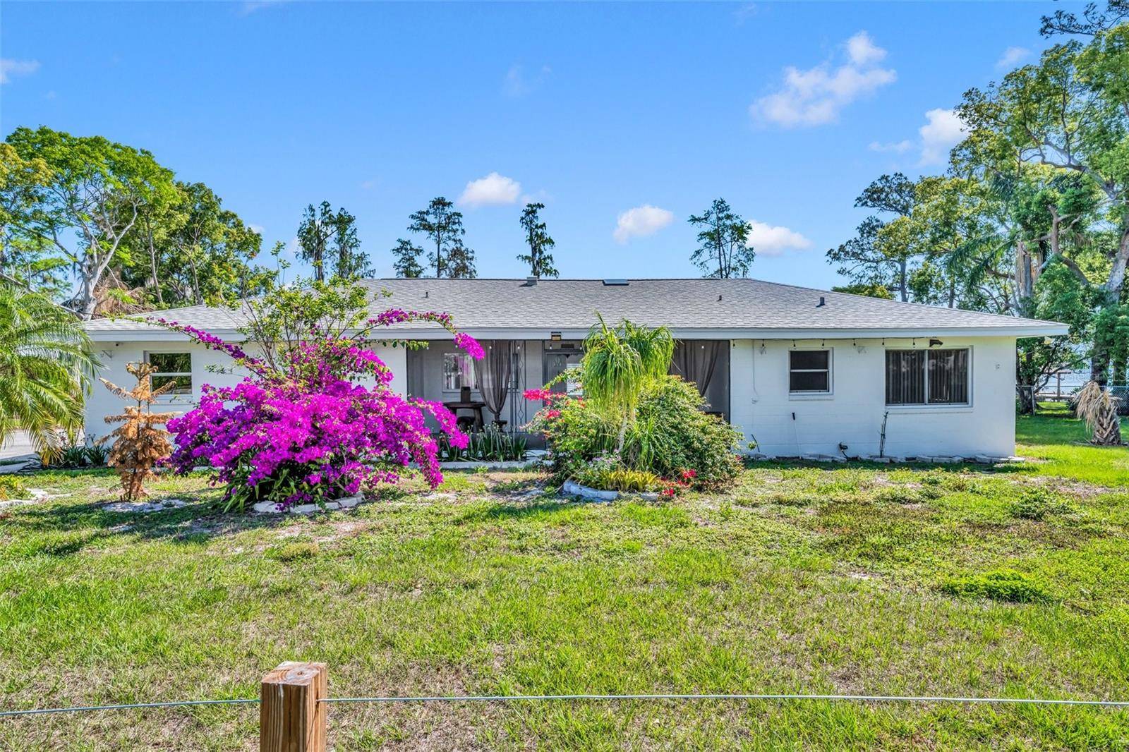 7420 LAKE WILLIS DR, Orlando, FL 32821
