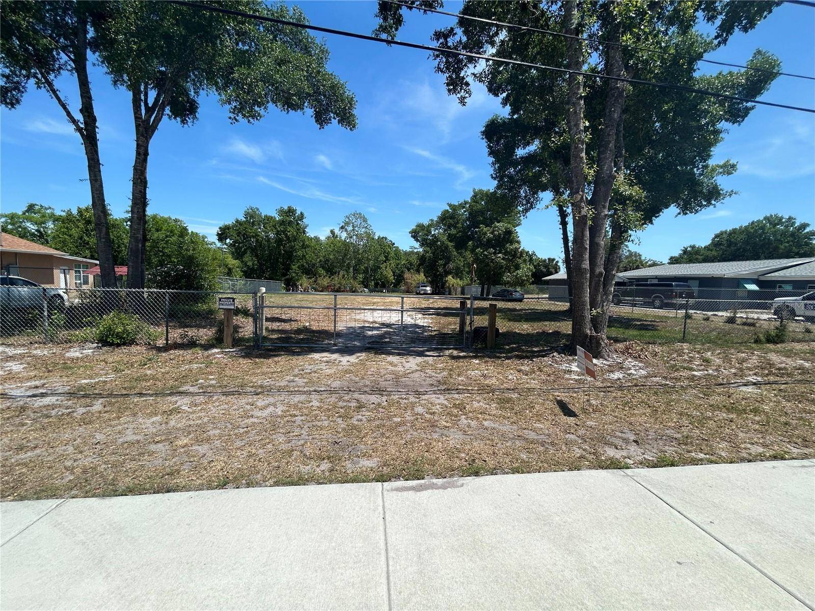 1735 GRAYSON DR, Orlando, FL 32825