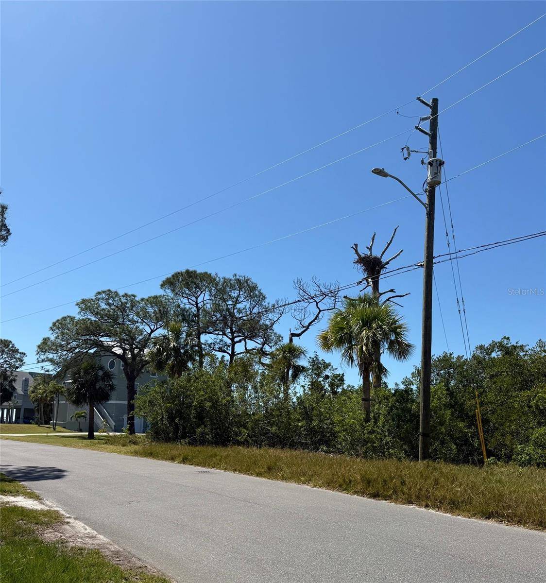 SEA BREEZE DR, Tarpon Springs, FL 34689