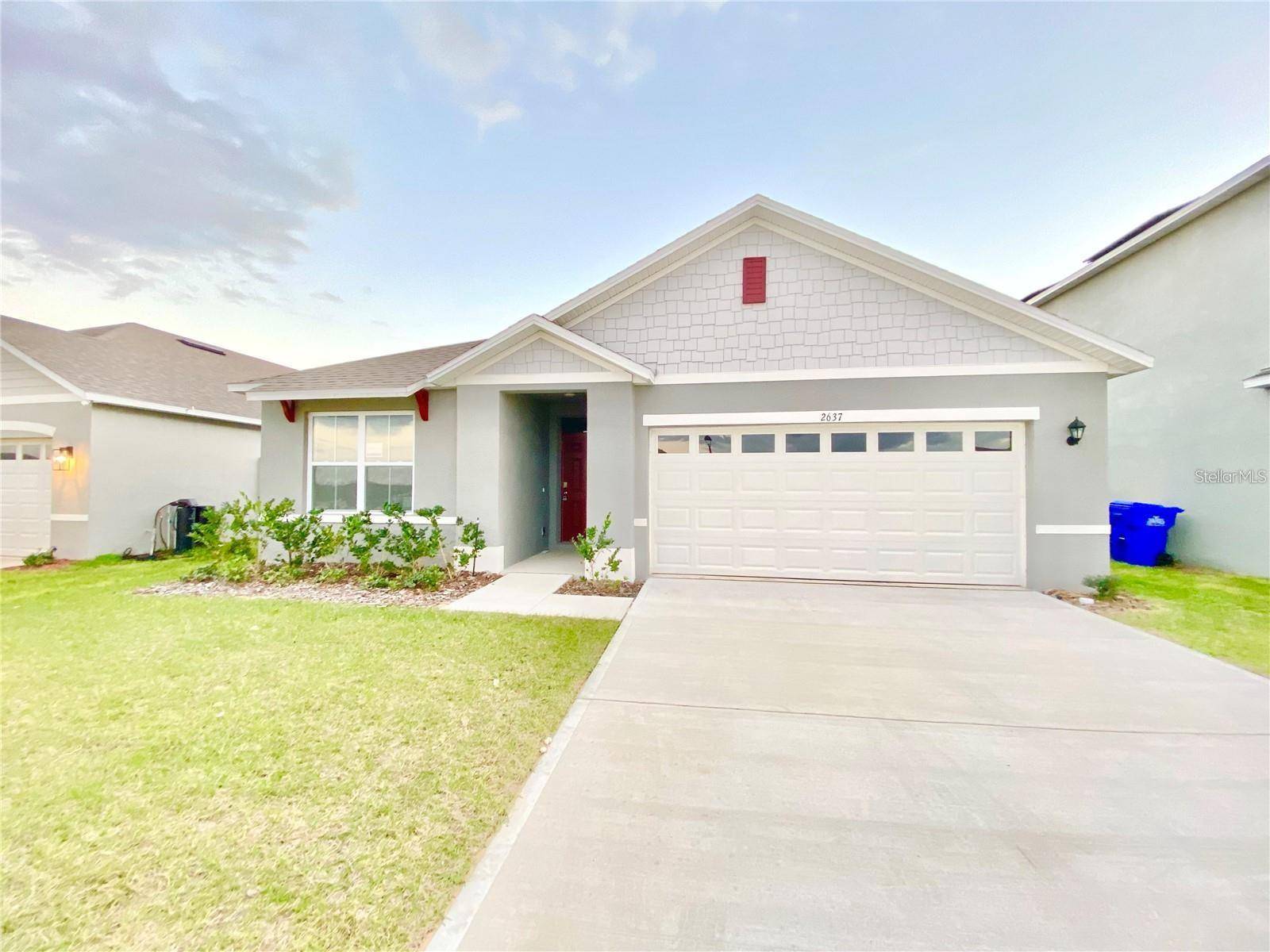 2637 ROWAN ST, Tavares, FL 32778