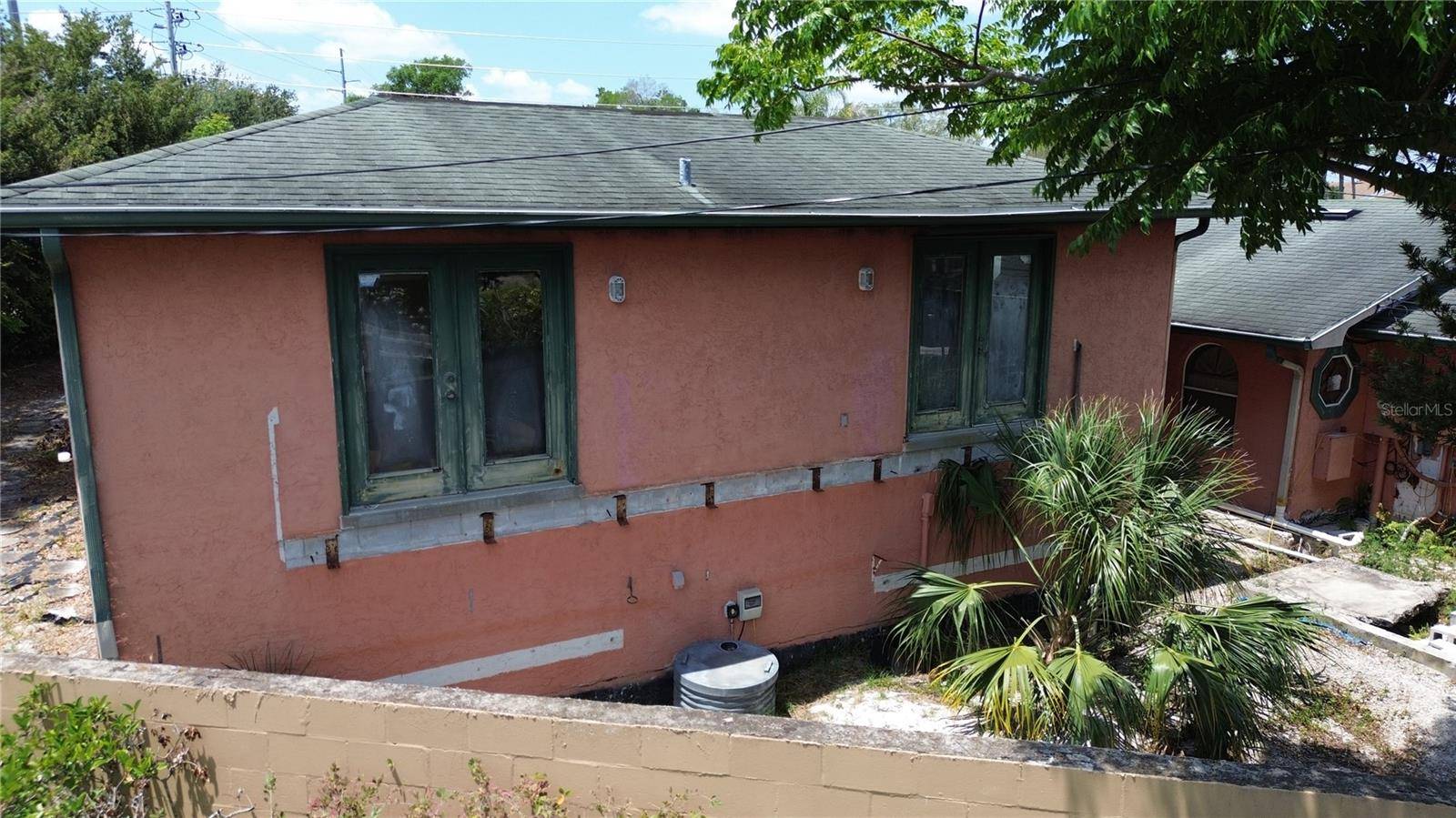 300 BROADVIEW AVE, Altamonte Springs, FL 32701