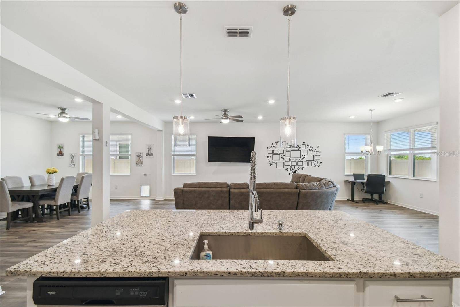 292 SPIRIT LANDINGS CIR, Winter Haven, FL 33880