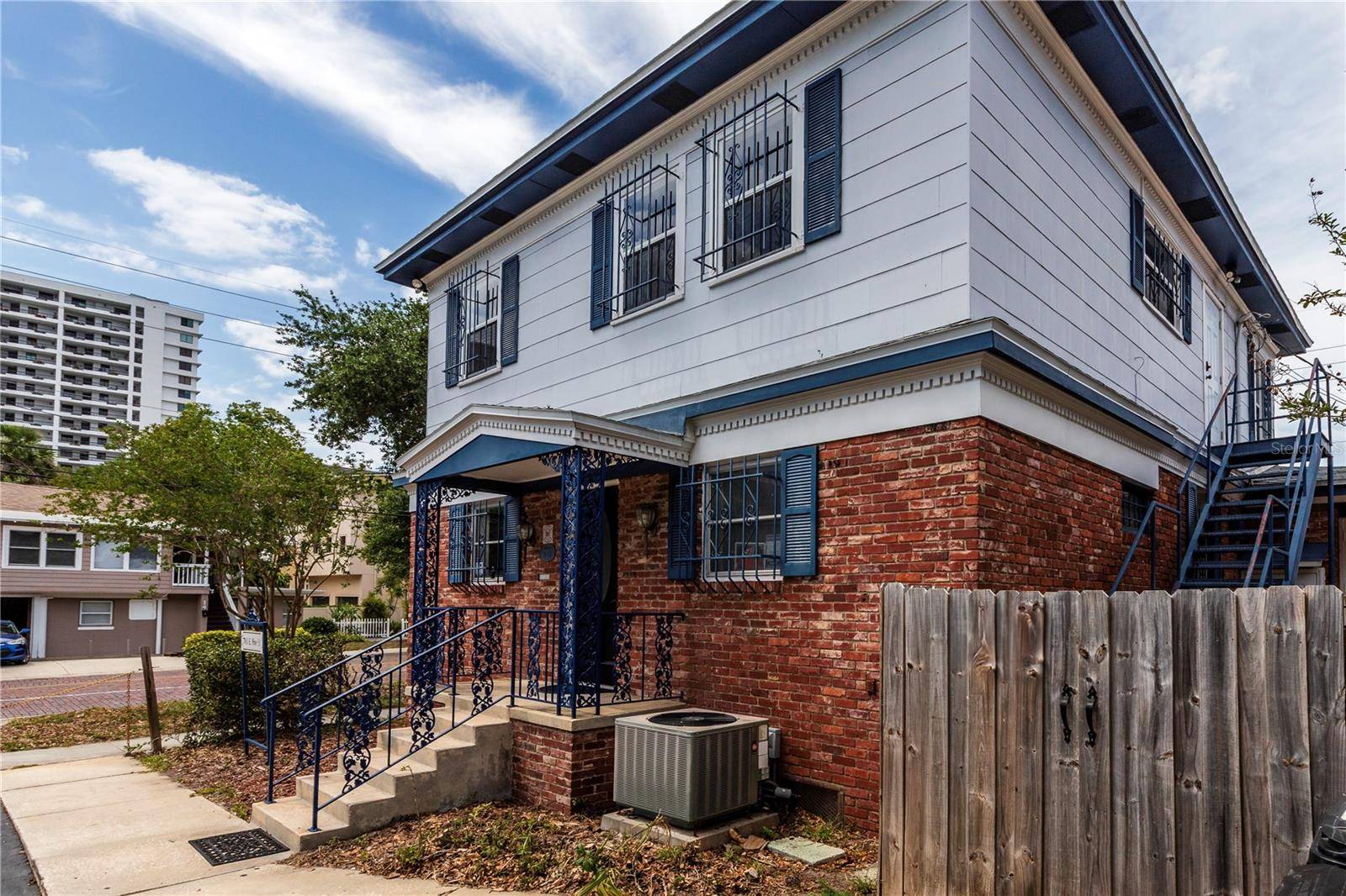 703 E PINE ST, Orlando, FL 32801