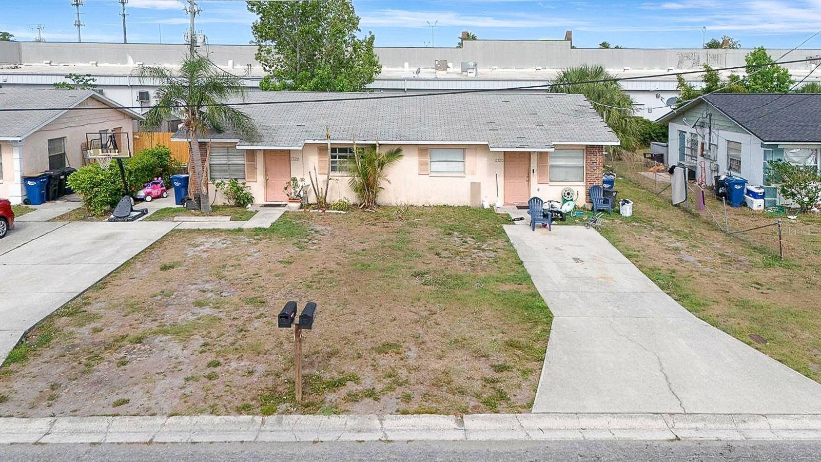 6520/6522 12TH ST W, Bradenton, FL 34207