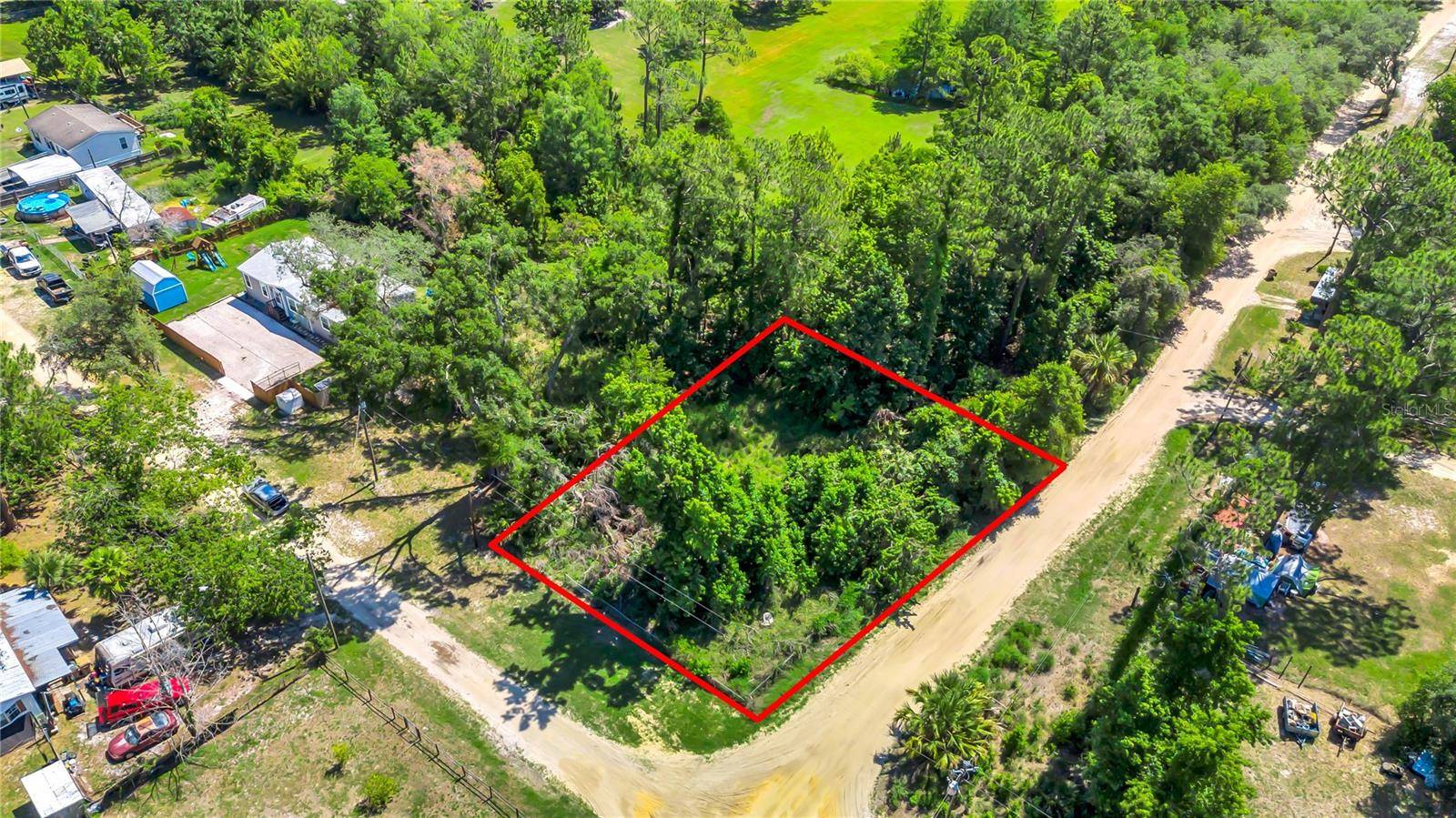 40850 PINE TREE LN, Eustis, FL 32736
