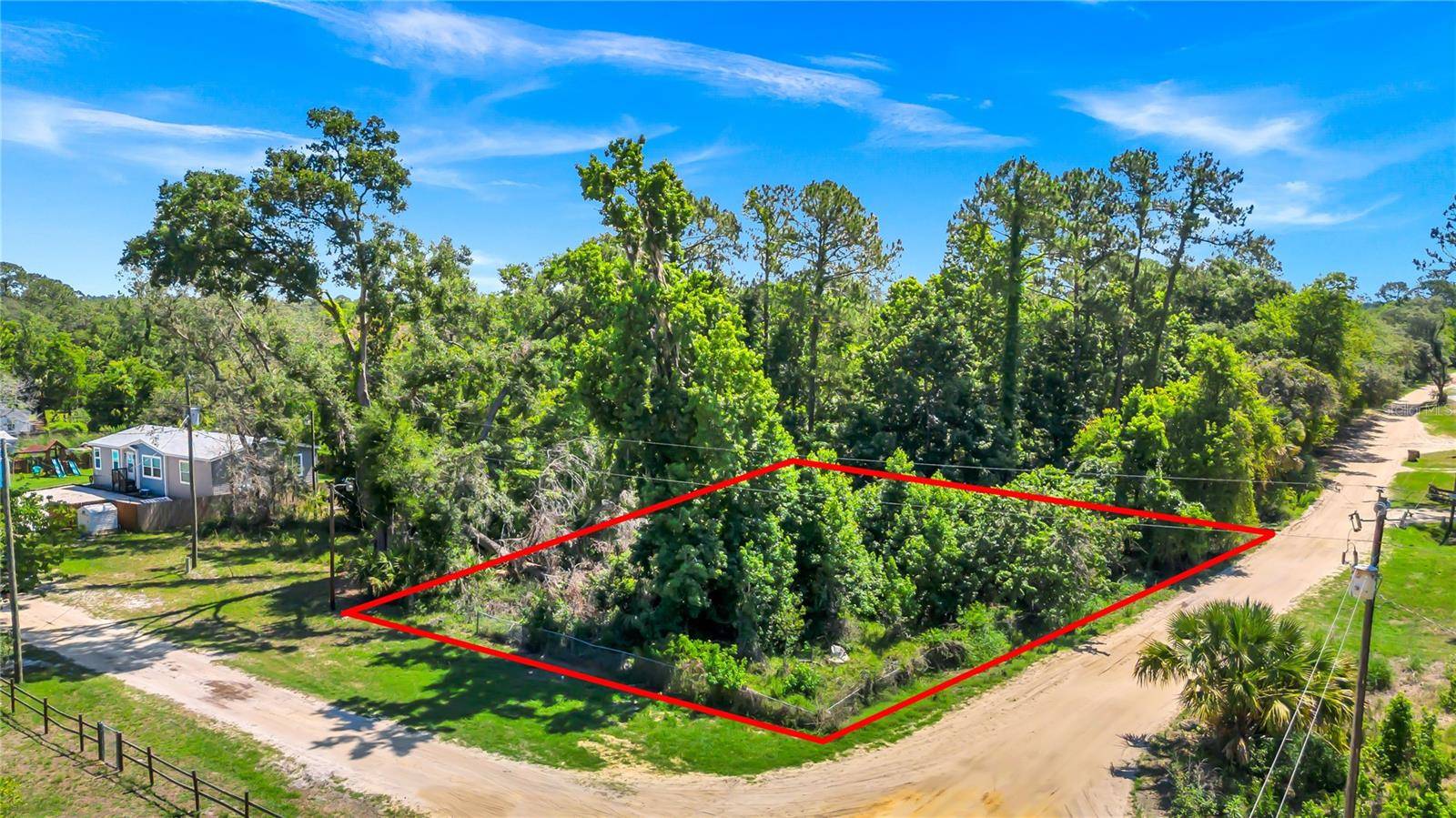 40850 PINE TREE LN, Eustis, FL 32736