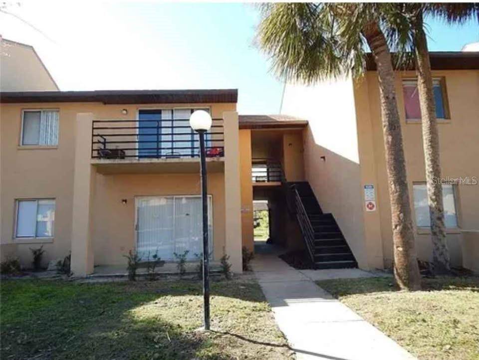 5220 VIA HACIENDA #212, Orlando, FL 32839