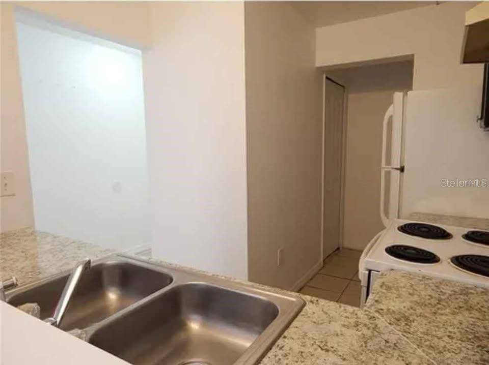 5220 VIA HACIENDA #212, Orlando, FL 32839