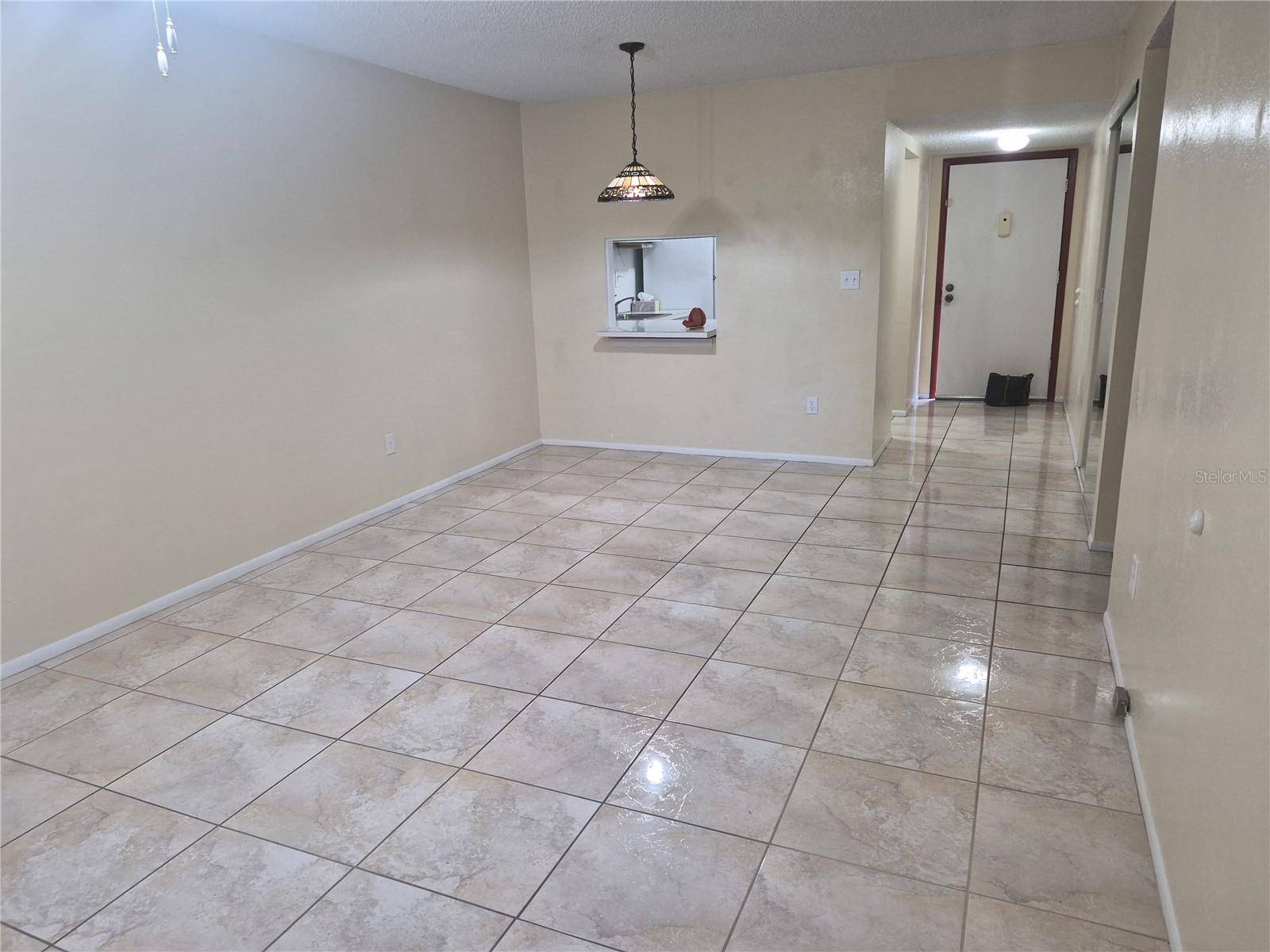 2806 N POWERS DR #8, Orlando, FL 32818