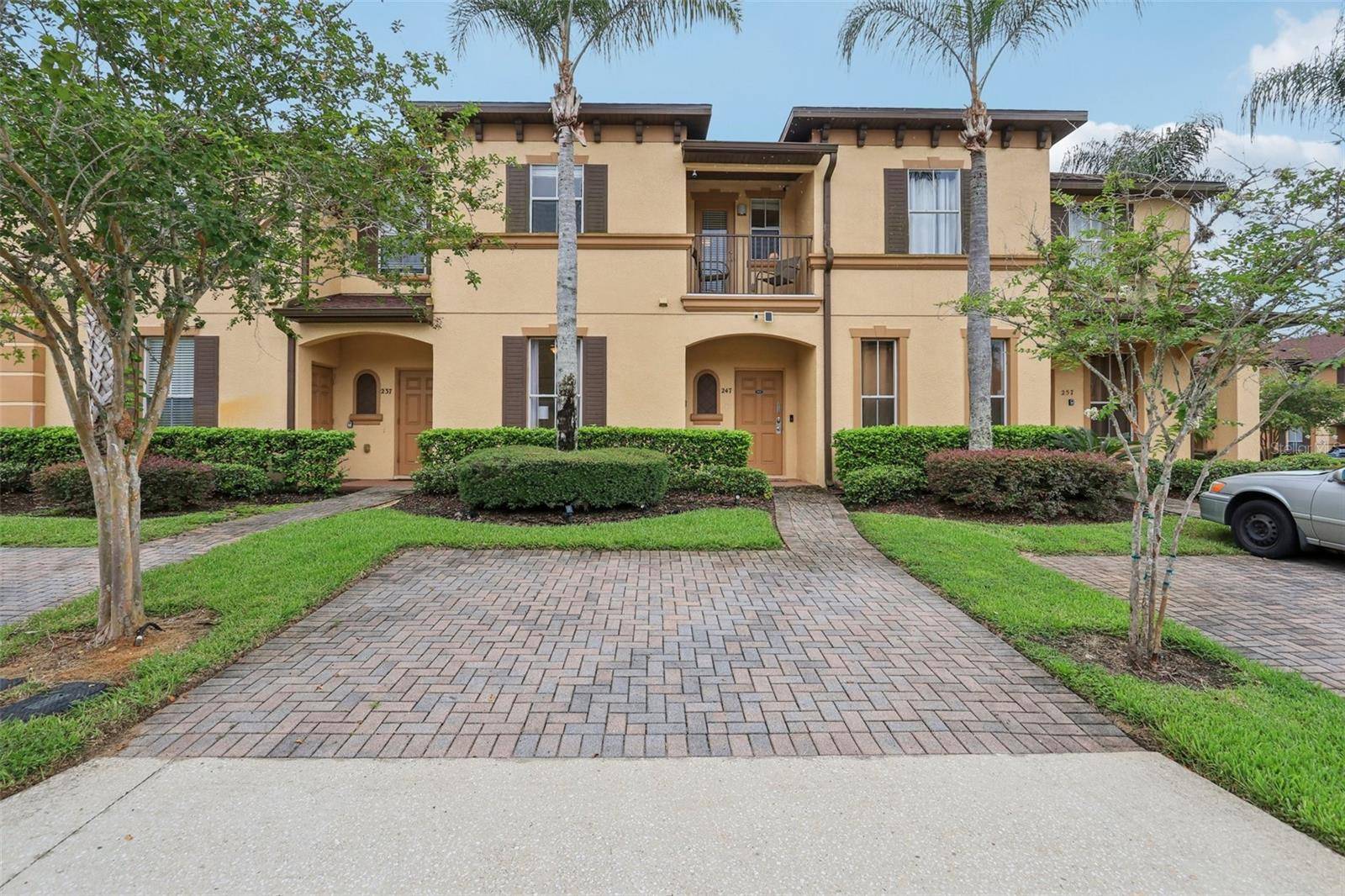 247 CALABRIA AVE, Davenport, FL 33897