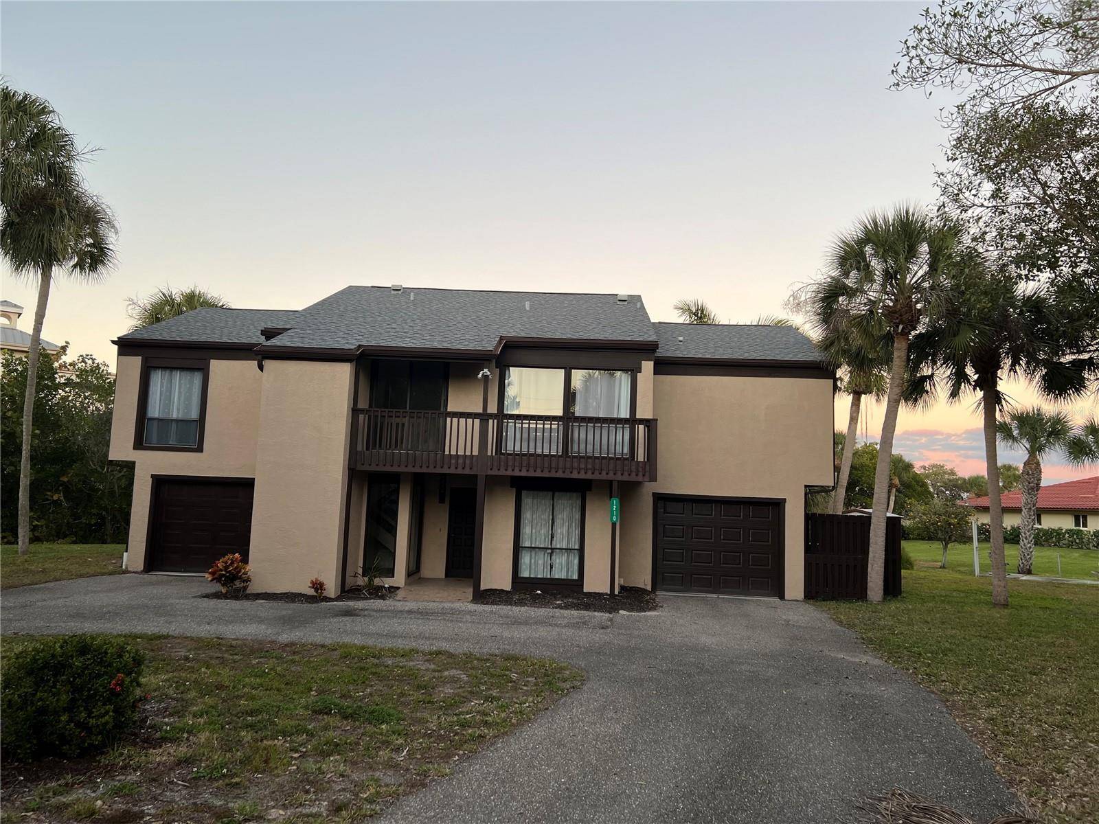 1210 CASEY KEY RD, Nokomis, FL 34275