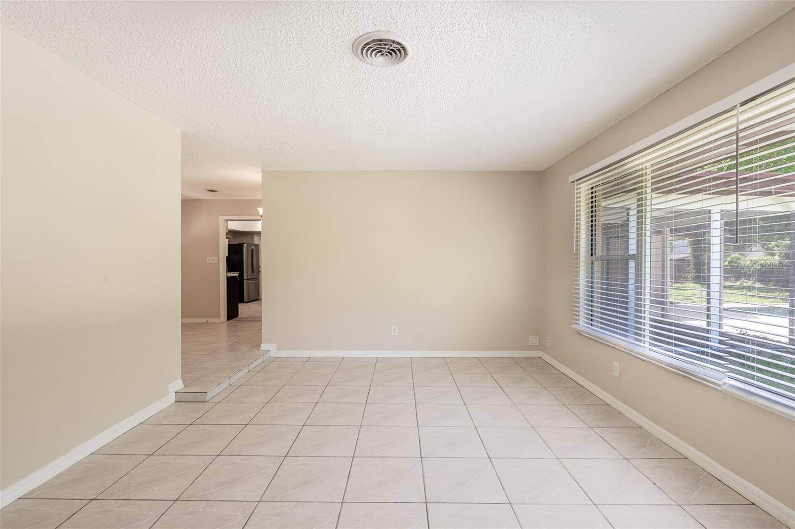 806 HIGHLAND DR, Altamonte Springs, FL 32701