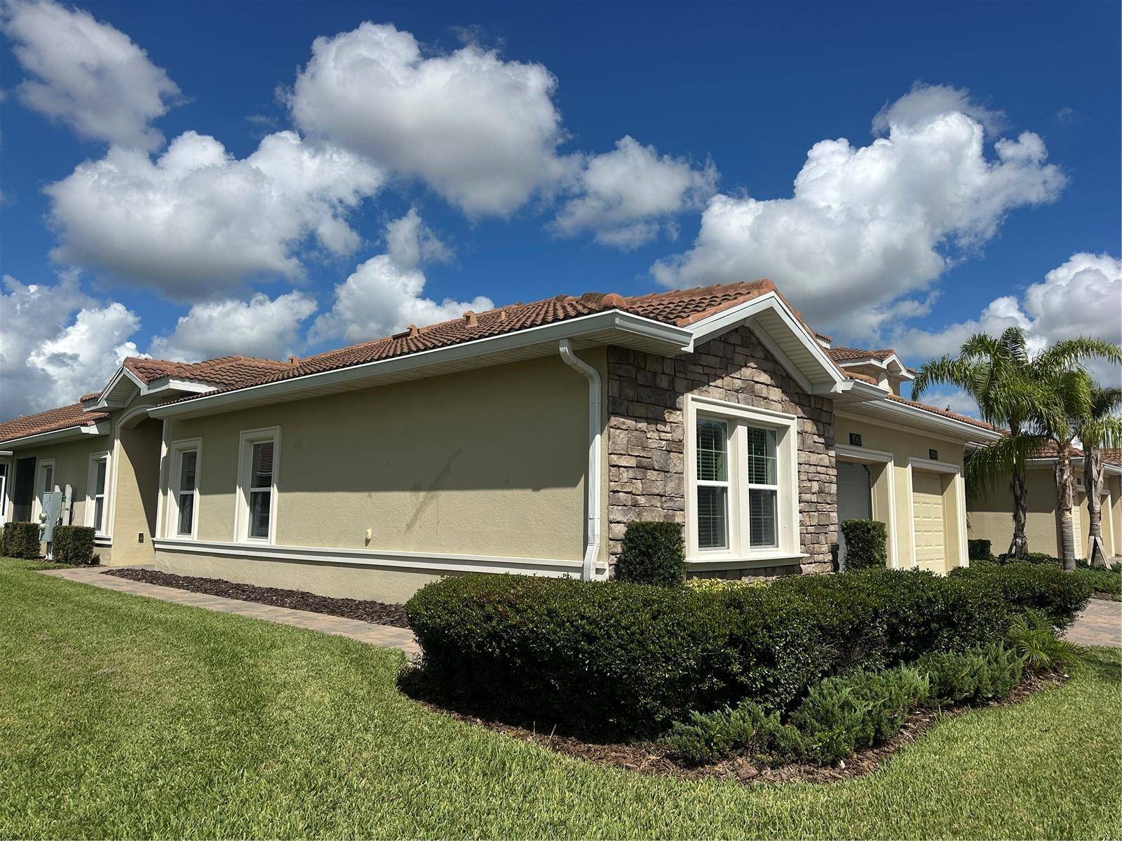 1068 QUAKER RIDGE LN, Davenport, FL 33896