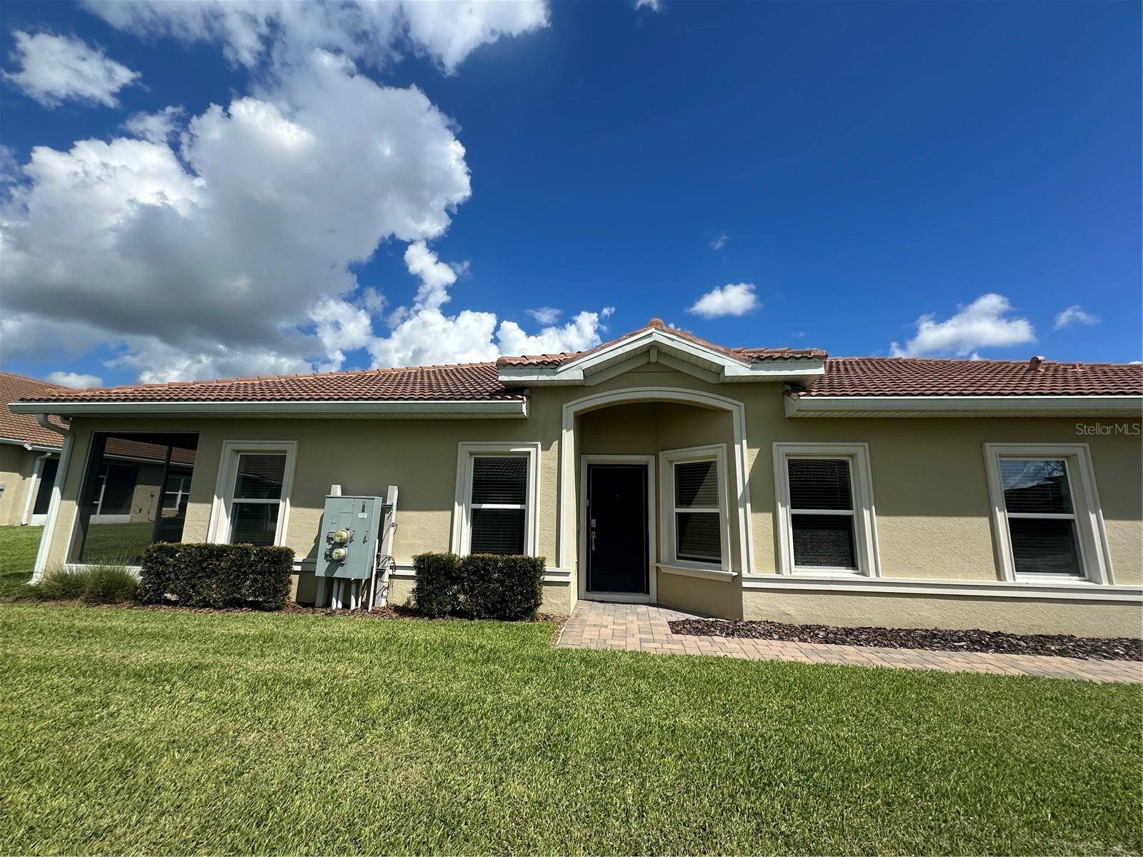 1068 QUAKER RIDGE LN, Davenport, FL 33896