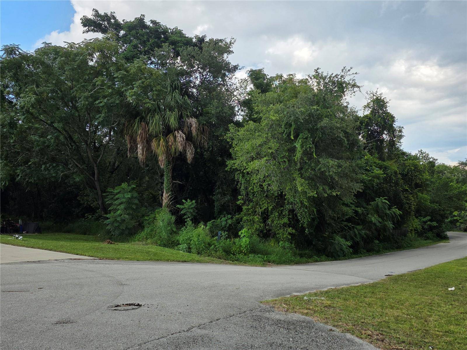 498 ESTHER LN, Altamonte Springs, FL 32714