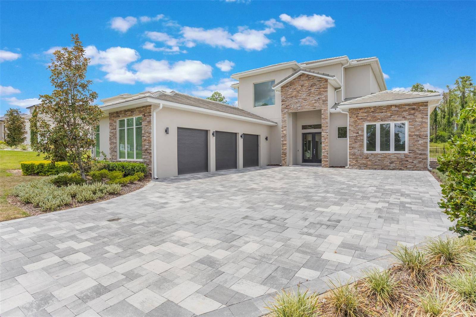 16110 PENDIO DR, Bella Collina, FL 34756