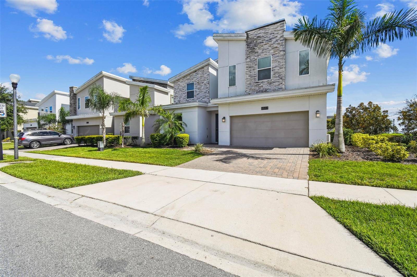 8844 CRUDEN BAY CT, Davenport, FL 33896