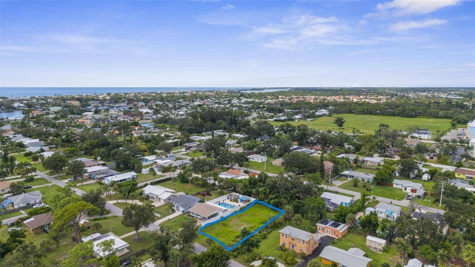216 PAVONIA RD, Nokomis, FL 34275