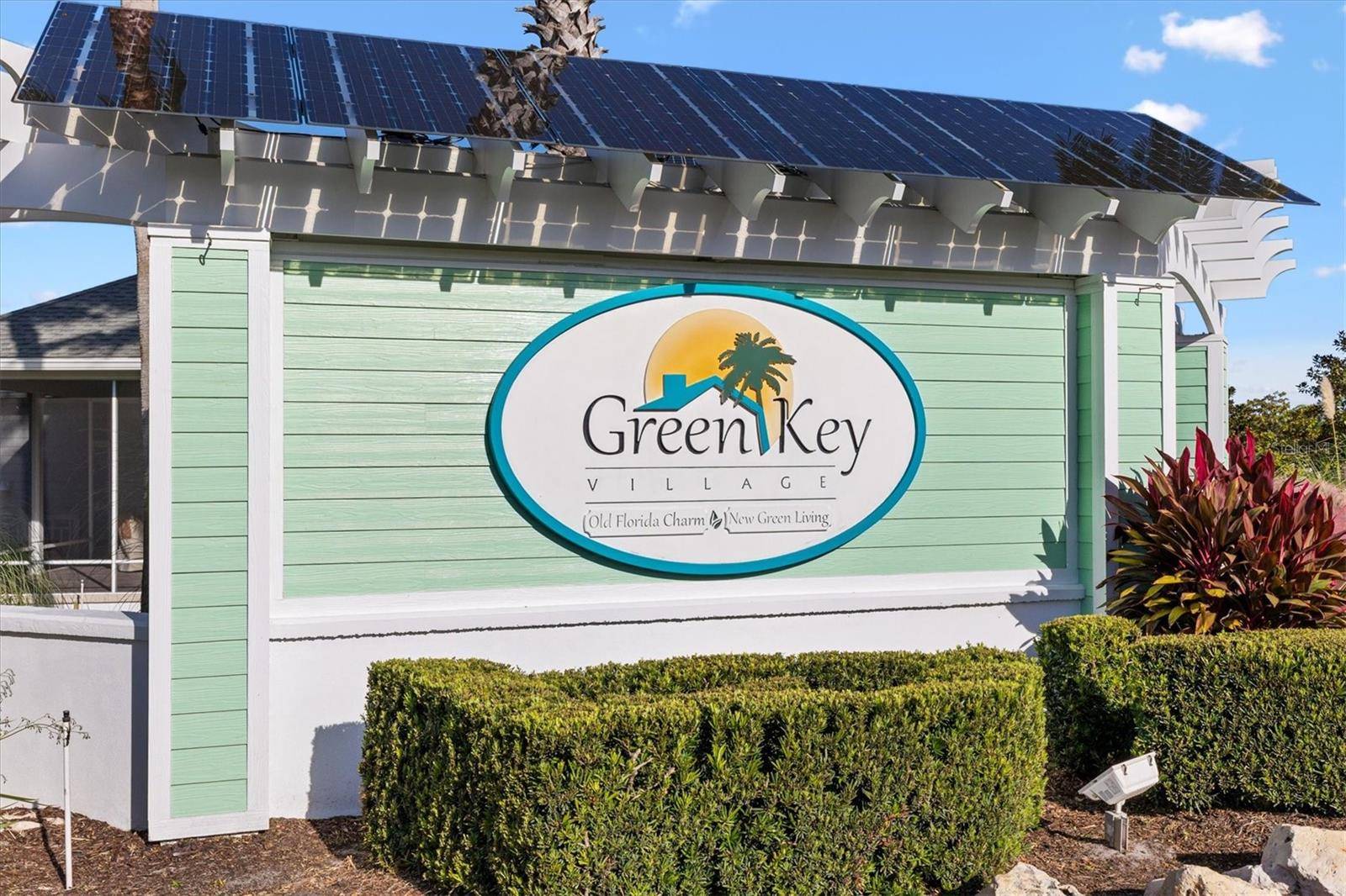 1052 SUGAR LOAF KEY LOOP, Lady Lake, FL 32159