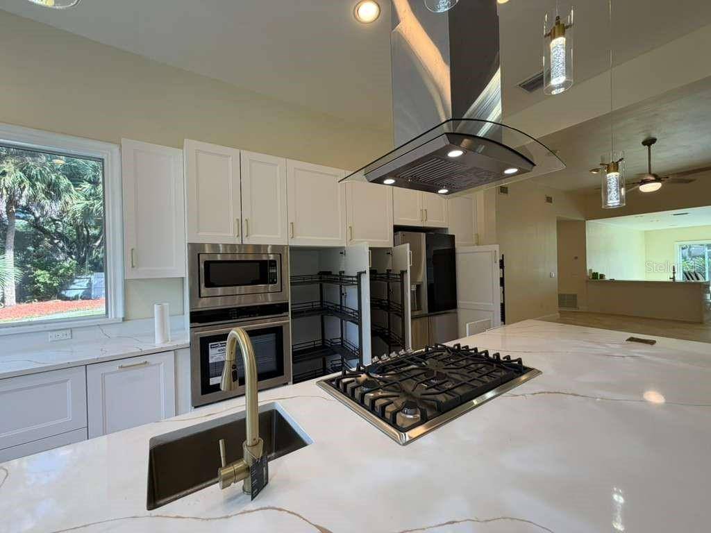 672 MOSSY BRANCH CT, Longwood, FL 32779