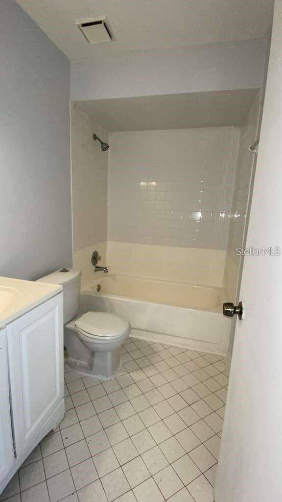 5214 VIA HACIENDA CIR #A306, Orlando, FL 32839