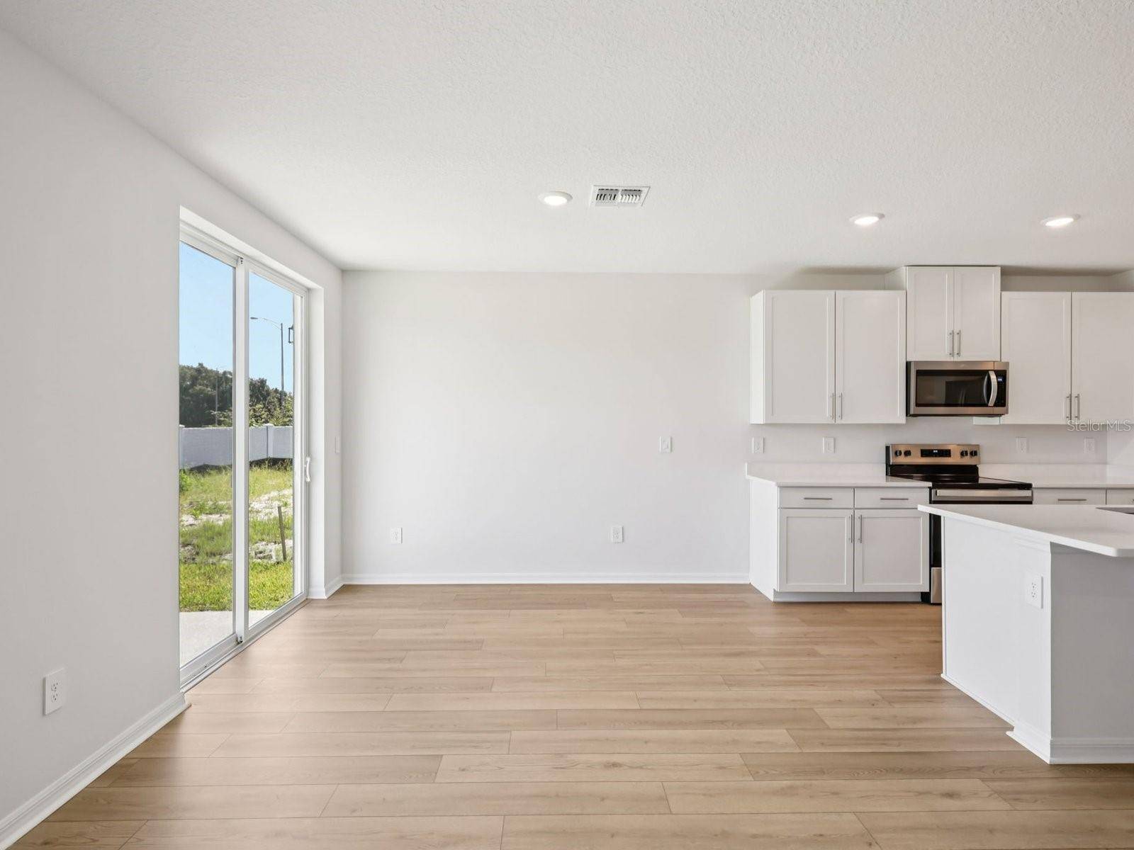 10425 ABUNDANCE GROVE WAY, Parrish, FL 34219