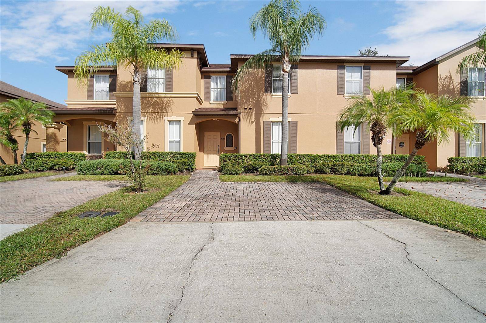 2632 CALABRIA AVE, Davenport, FL 33897