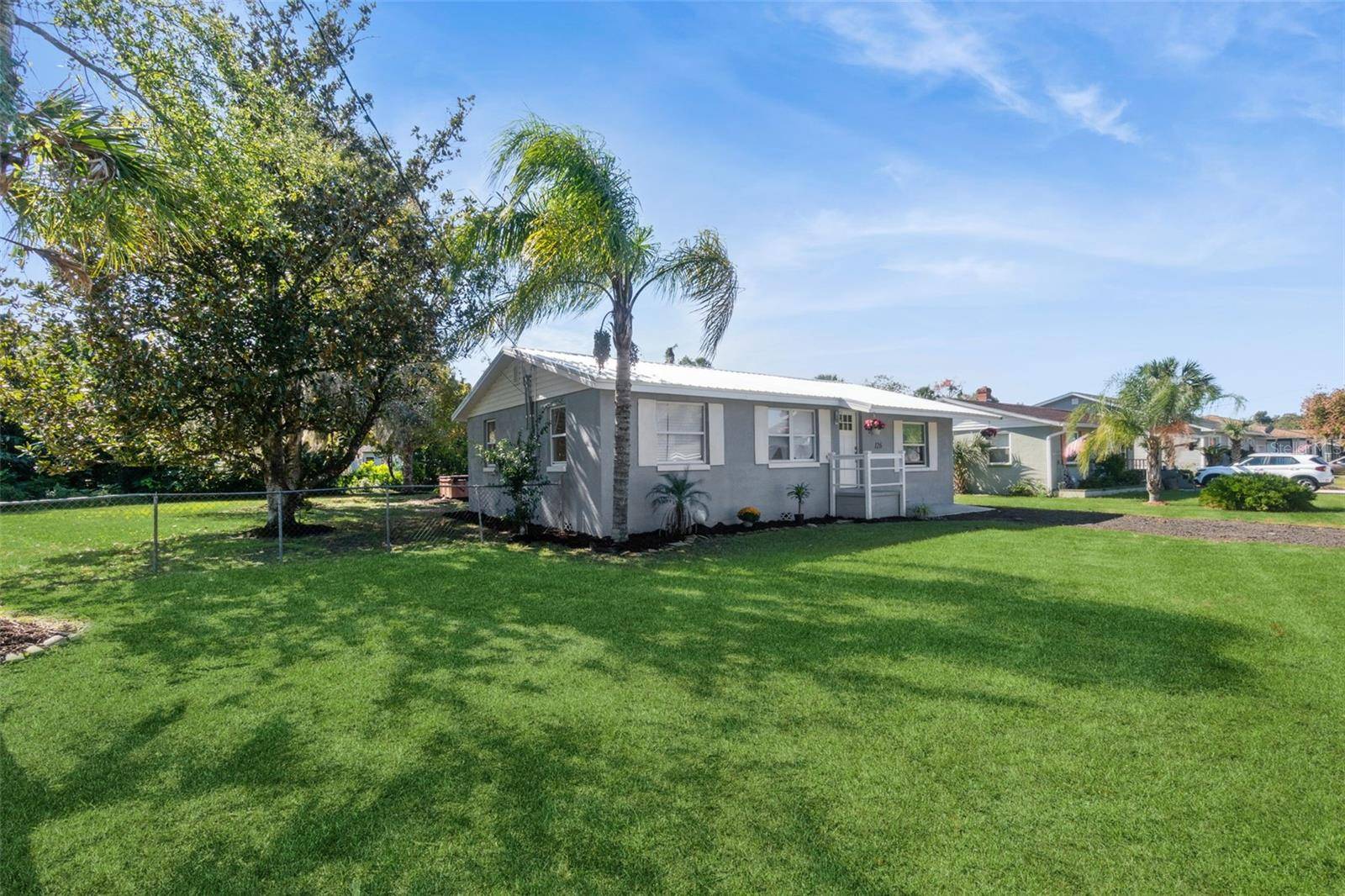 126 KENSINGTON RD, Deland, FL 32724