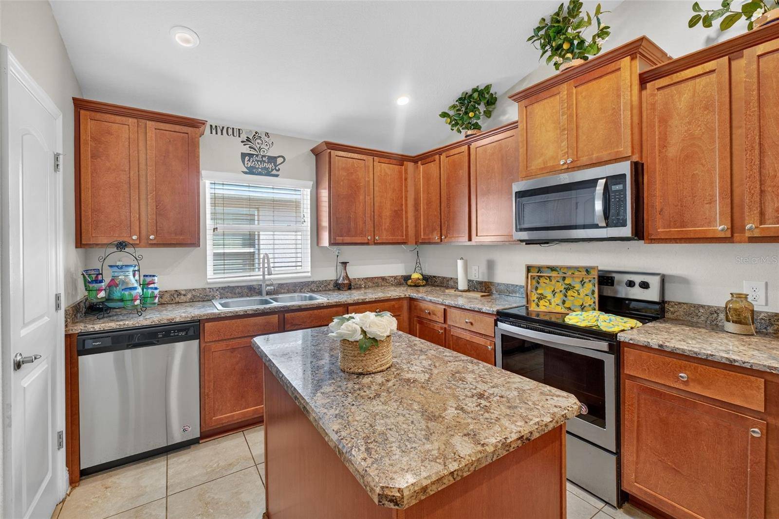 383 BUCHANNAN DR, Davenport, FL 33837