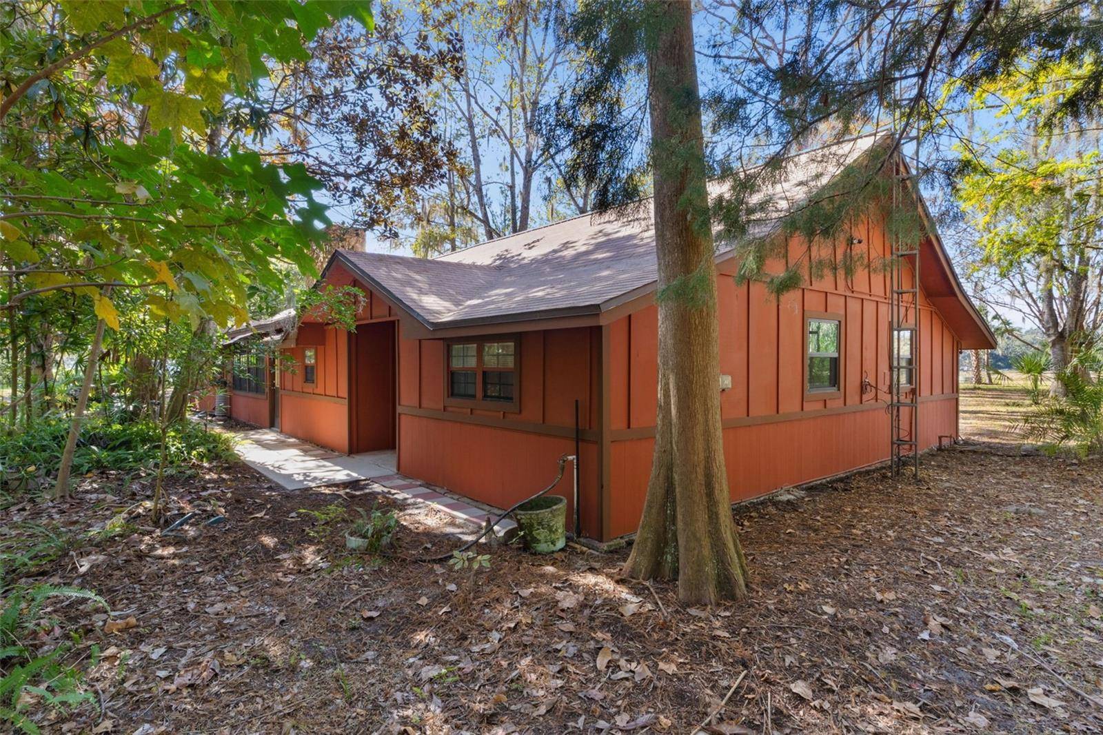6250 & 5942 E C 478, Center Hill, FL 33514