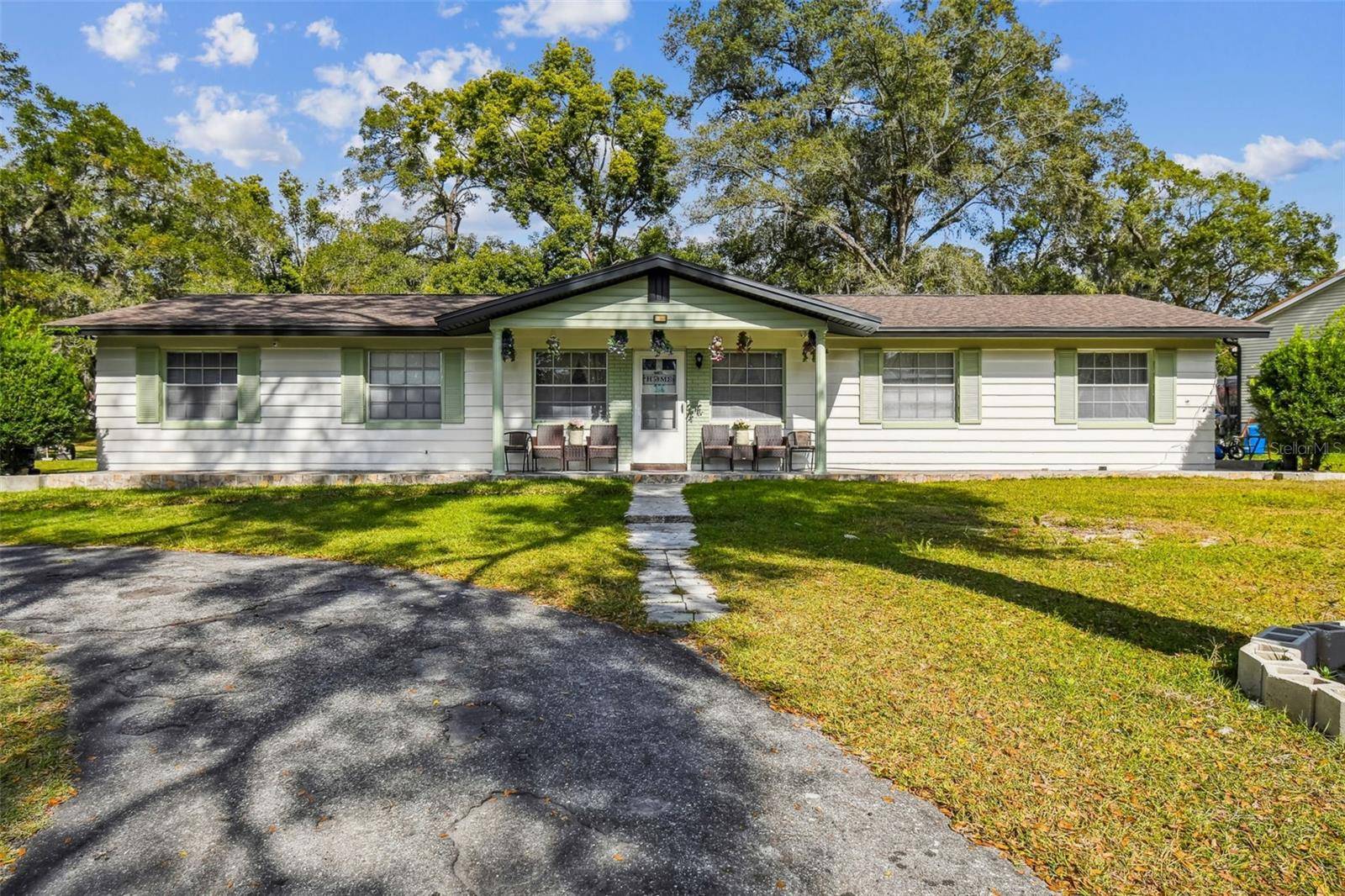 25309 CARNOUSTIE DR, Sorrento, FL 32776