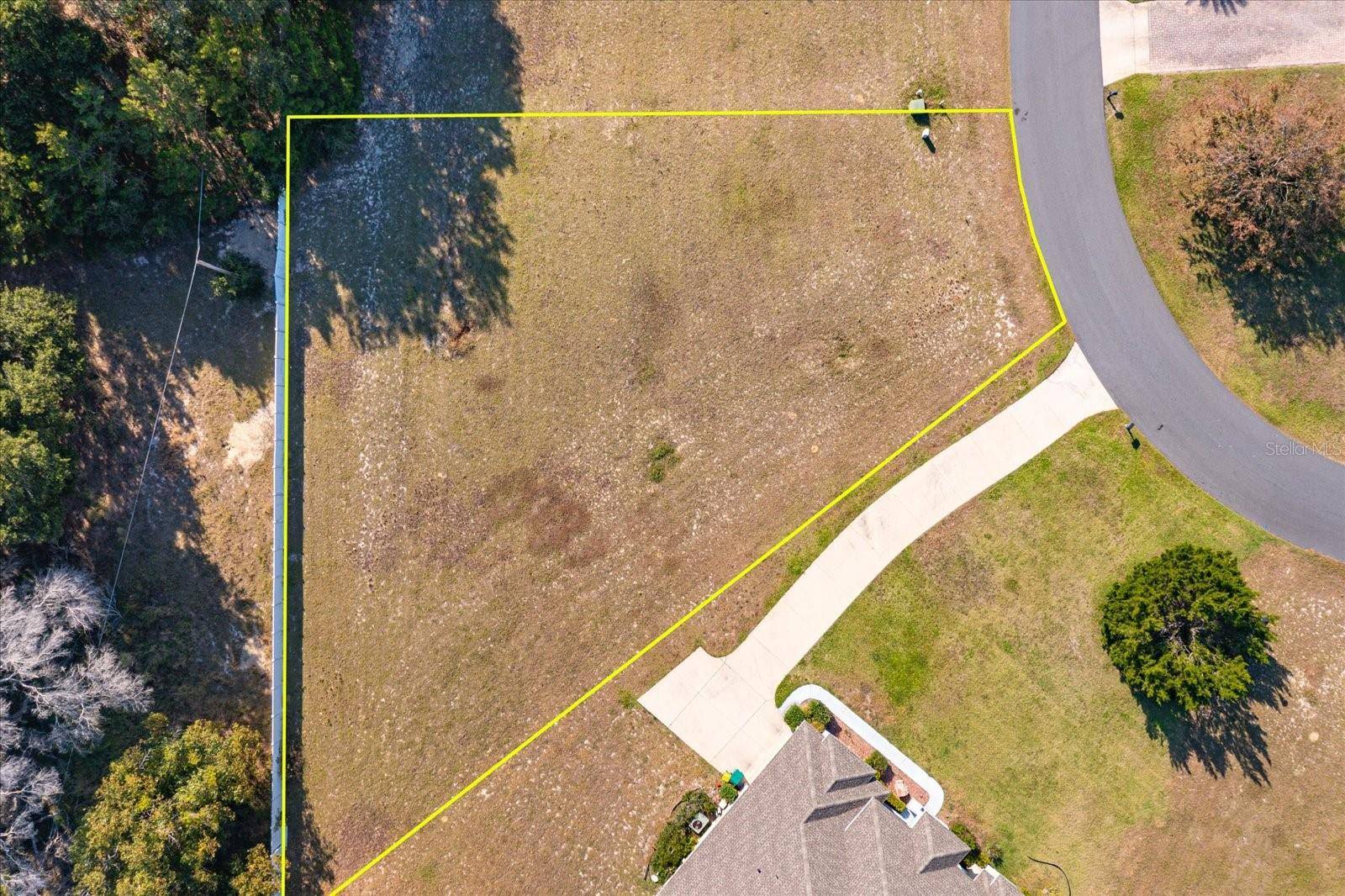 1005 MYRTLE BREEZES CT, Fruitland Park, FL 34731
