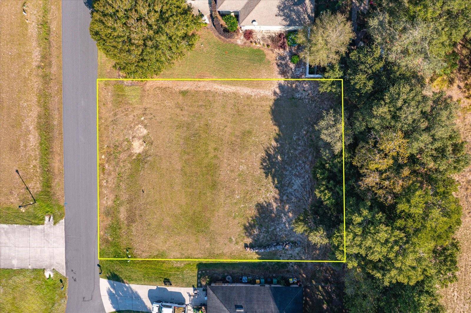 1103 MYRTLE BREEZES CT, Fruitland Park, FL 34731