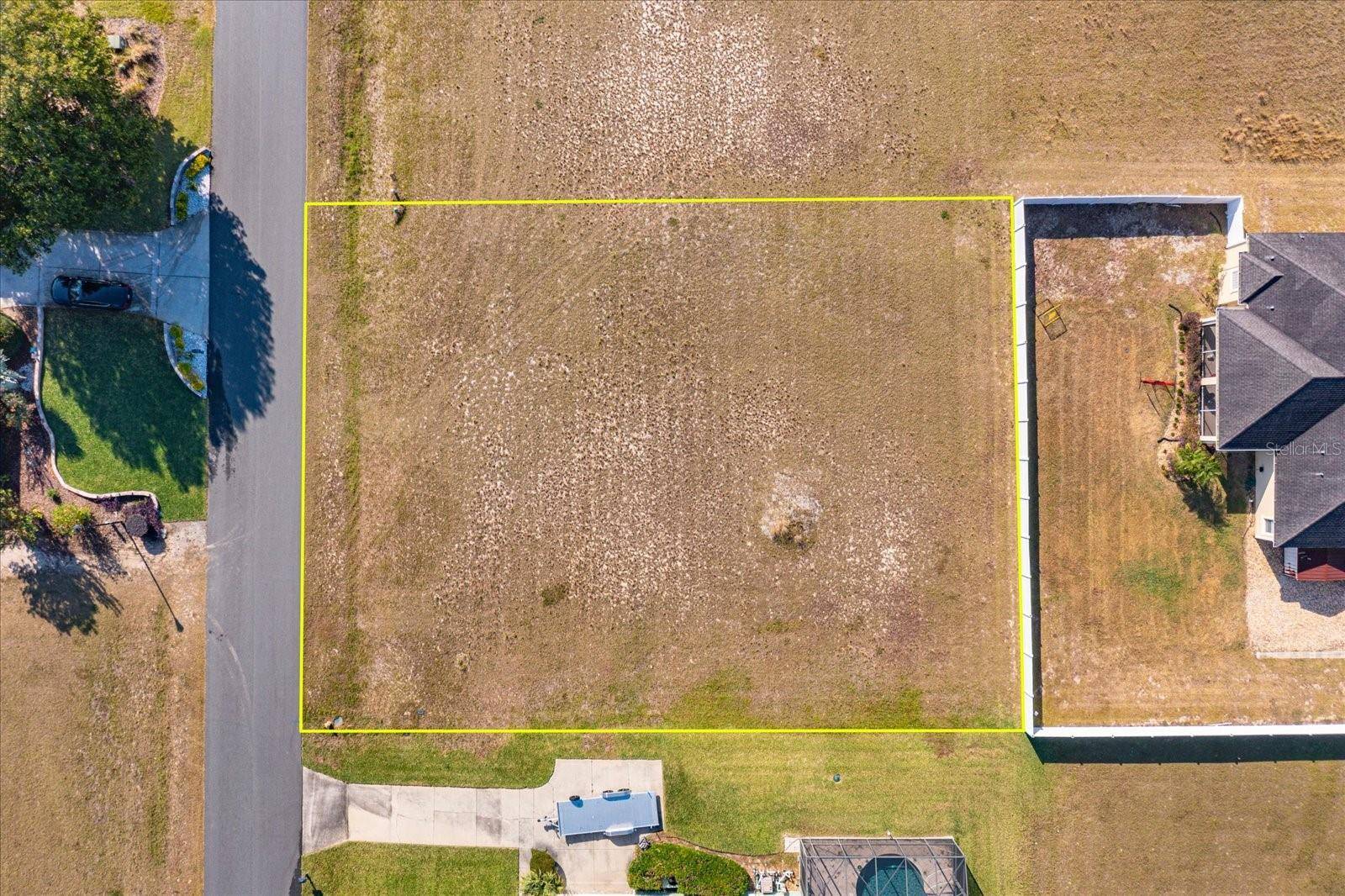 1112 MYRTLE BREEZES CT, Fruitland Park, FL 34731