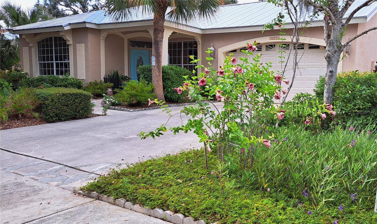 2377 BURTON LN, Sarasota, FL 34239
