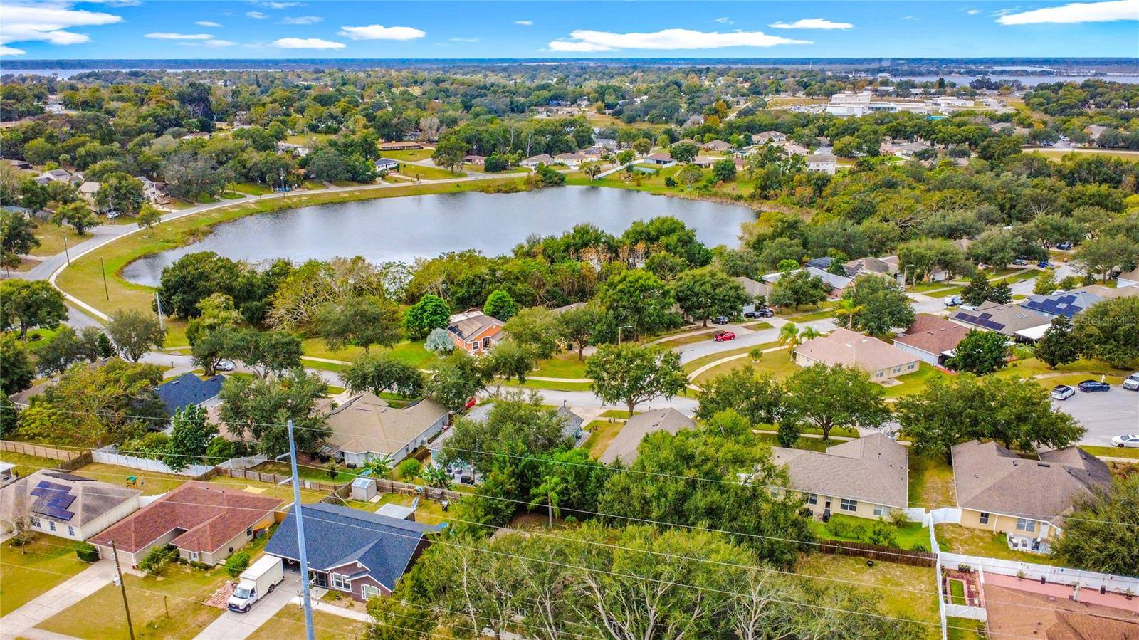 697 WINDING LAKE DR, Clermont, FL 34711