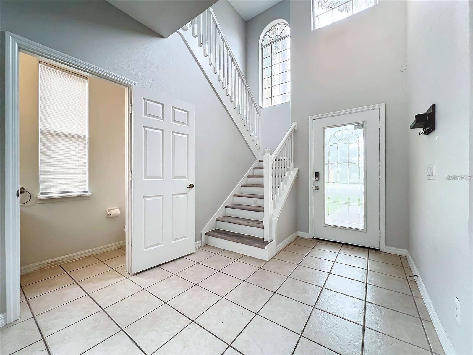 5356 WATERVISTA DR, Orlando, FL 32821