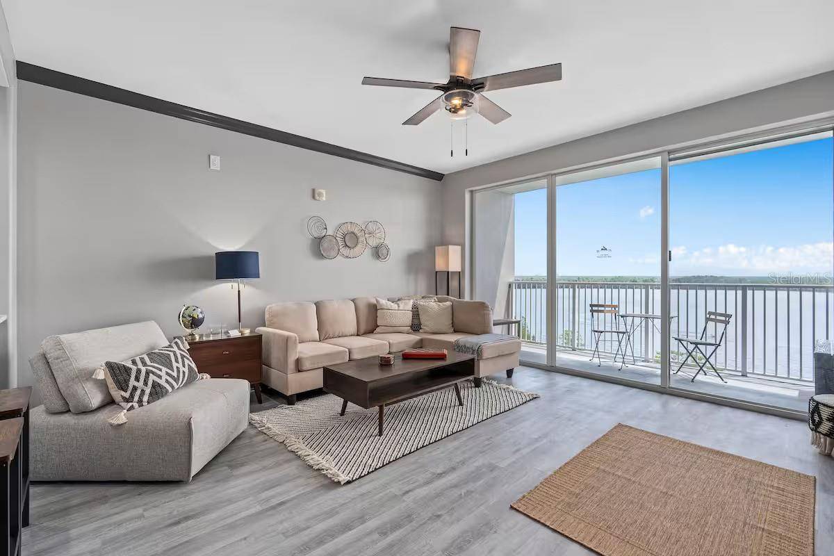 13415 BLUE HERON BEACH DR #706, Orlando, FL 32821
