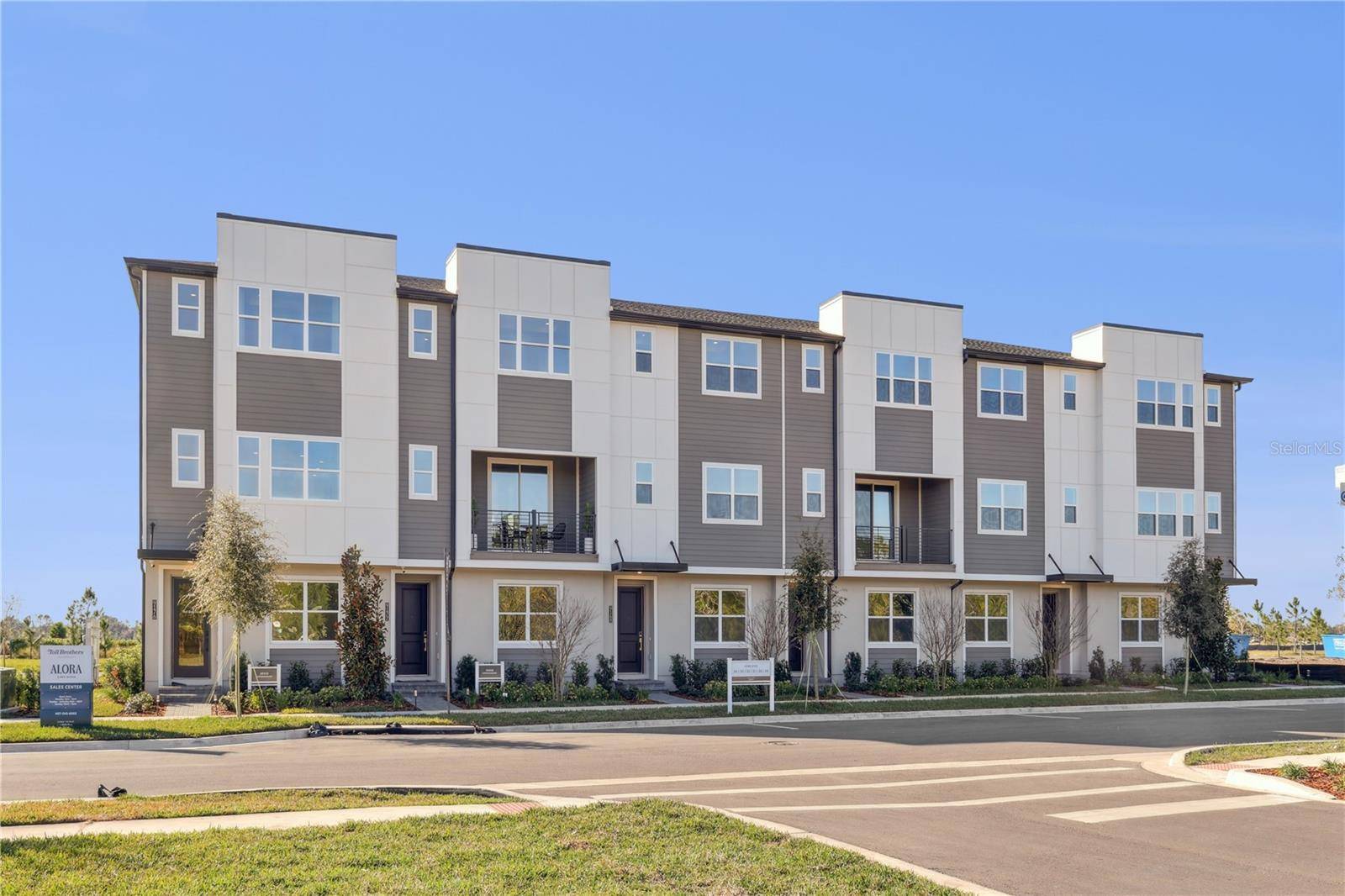 9168 SINATRA LN, Orlando, FL 32827