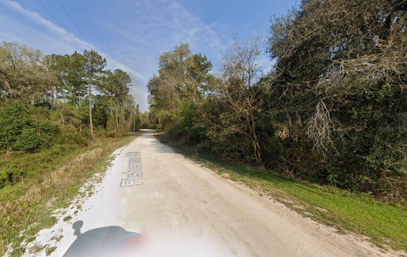 129 FISHERMANS DR, Interlachen, FL 32148