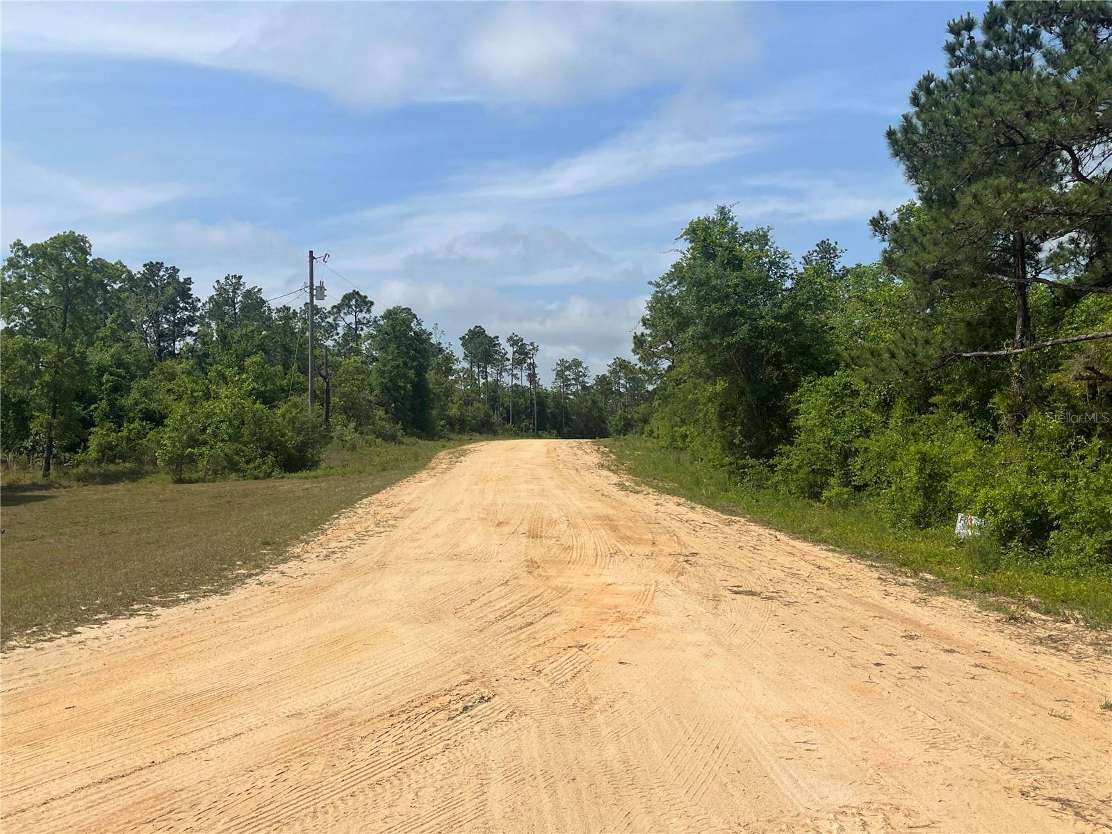 ROME AVE, Alford, FL 32420