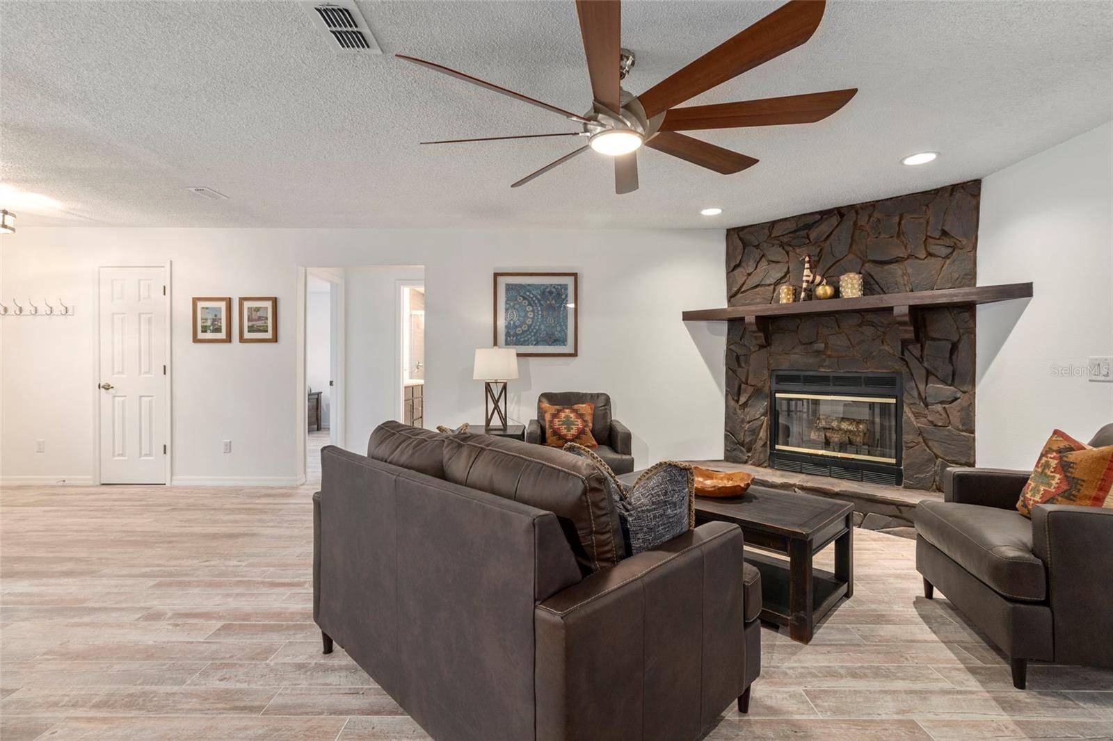 1900 NW 73RD TER, Ocala, FL 34482