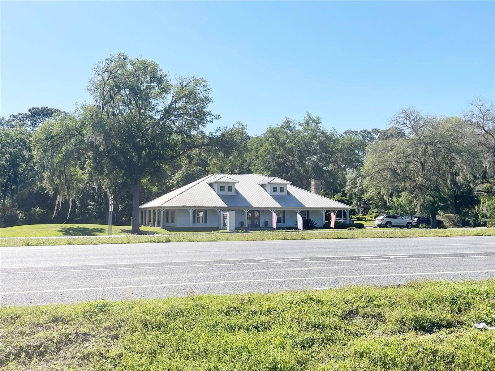 21848 S COUNTY ROAD 325, Hawthorne, FL 32640