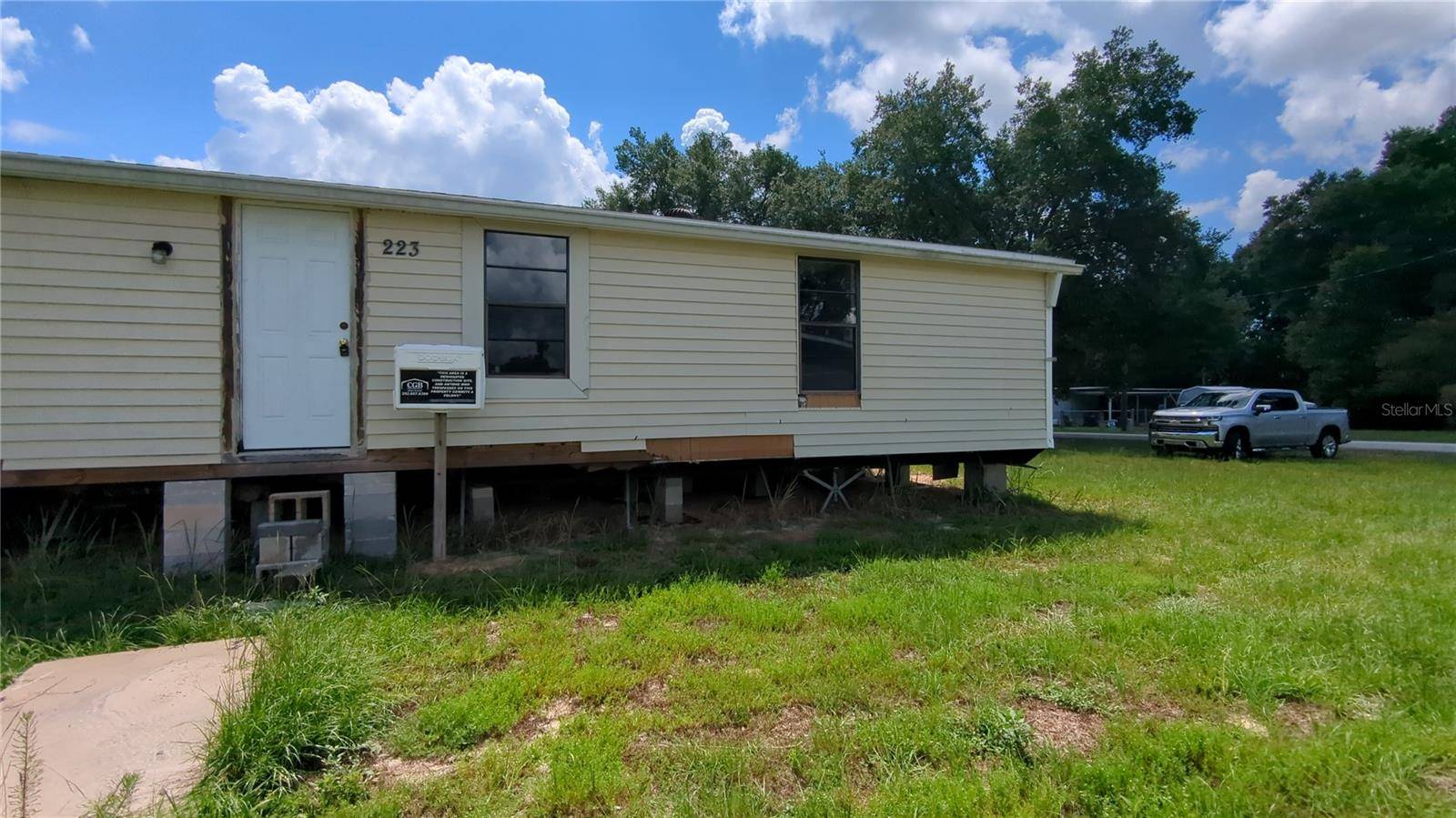 16237 SE 58 PL, Ocklawaha, FL 32179