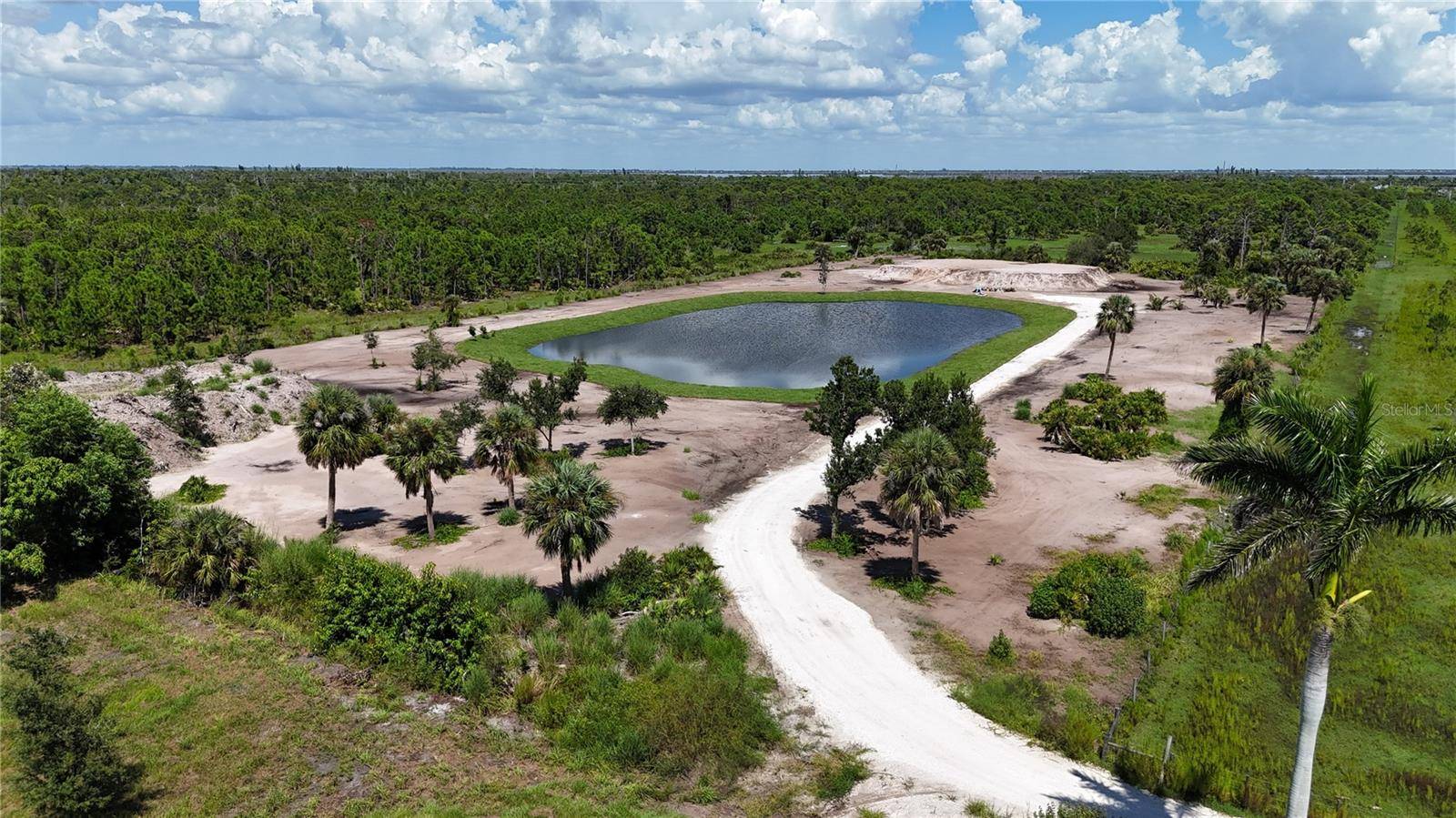 6455 STRINGFELLOW RD, St James City, FL 33956