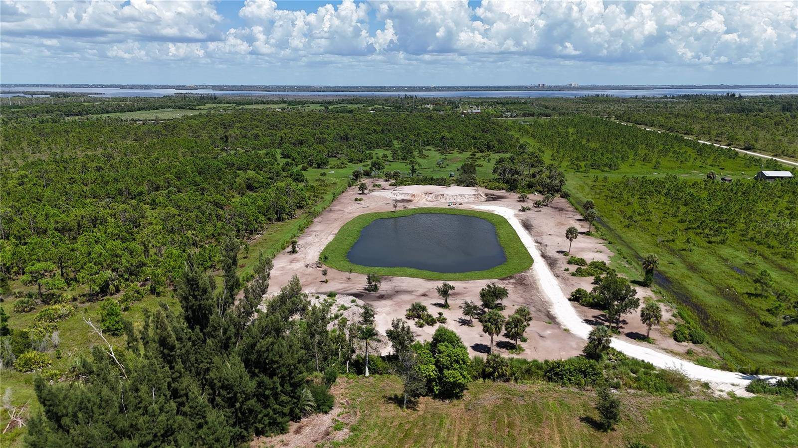 6455 STRINGFELLOW RD, St James City, FL 33956